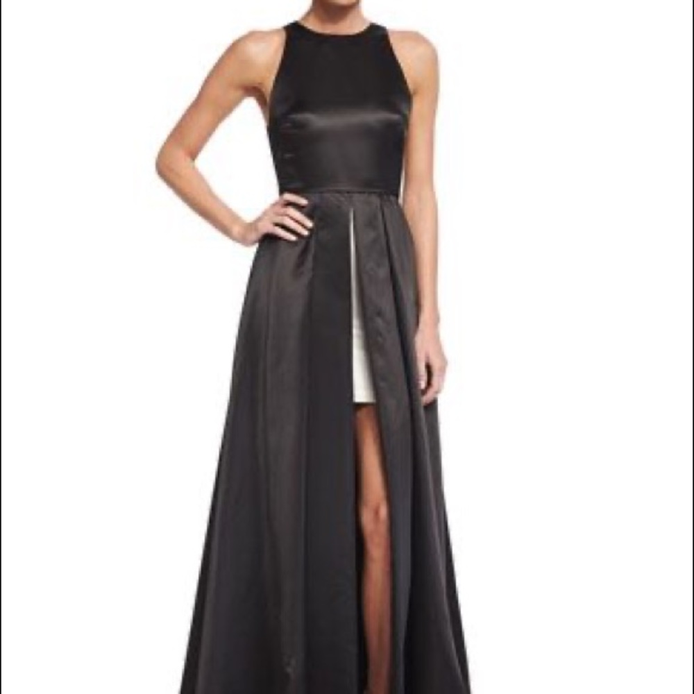 Alice and Olivia Clarabelle gown size 4